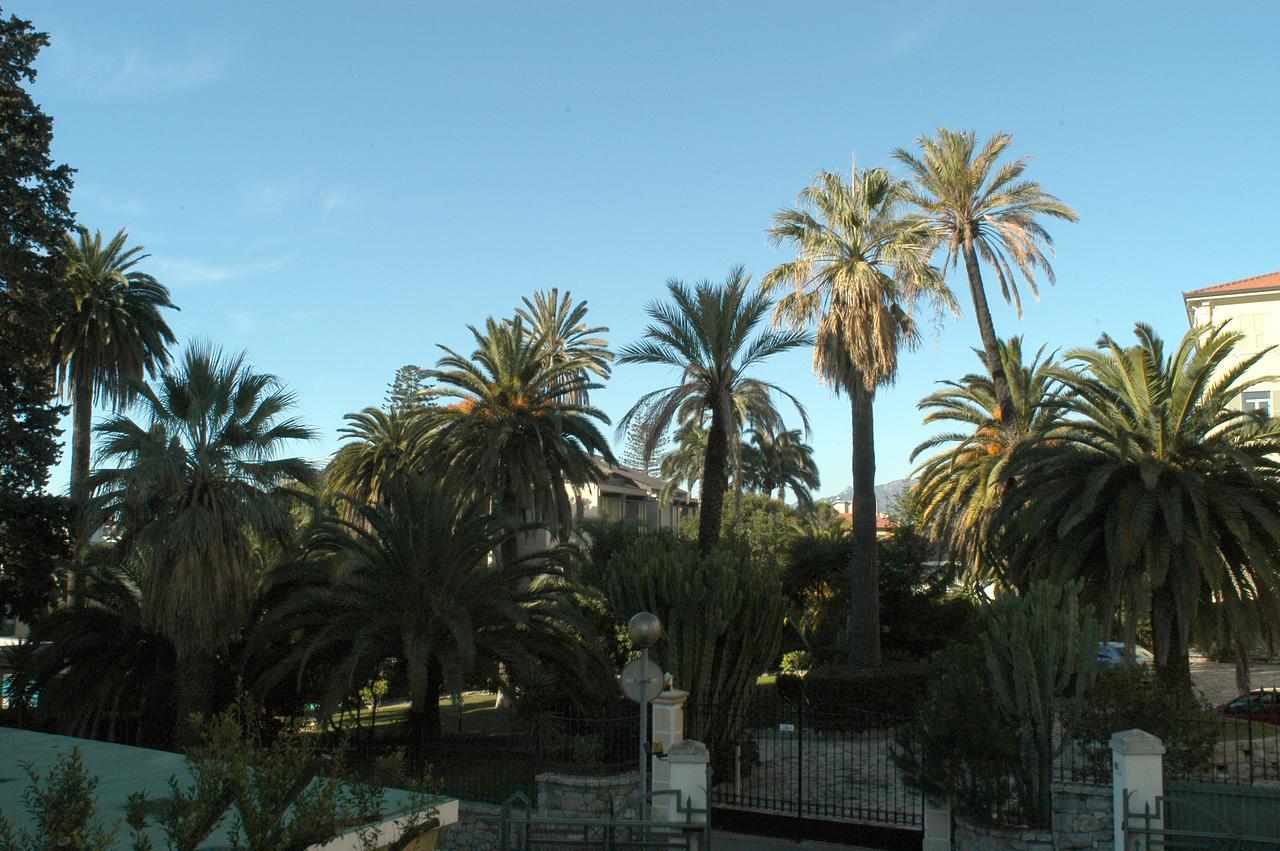 Villa Virginia Bordighera Luaran gambar